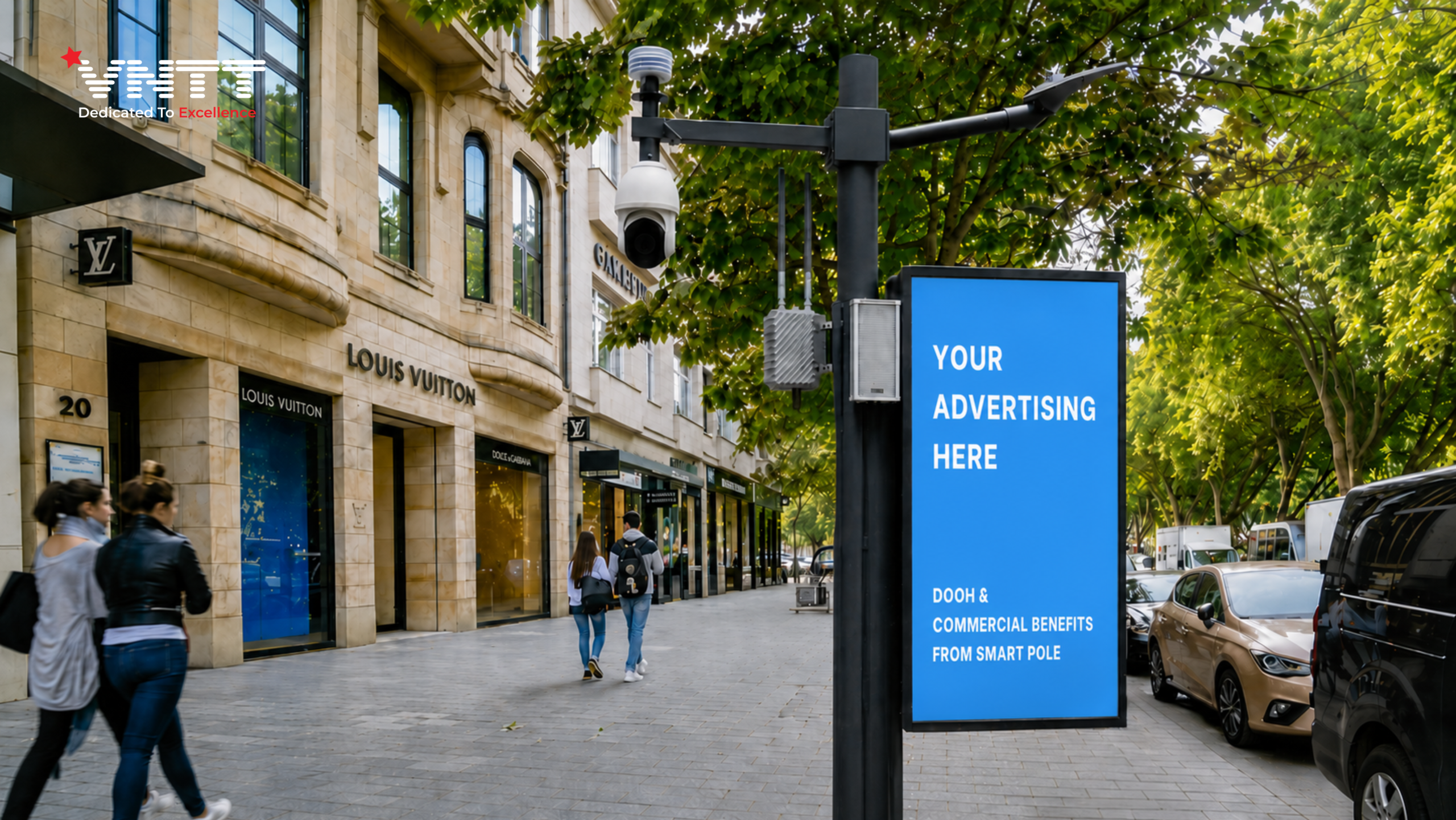 Quảng cáo thông minh trên 2 mặt màn hình Led của Smart Pole. Ảnh: VNTT