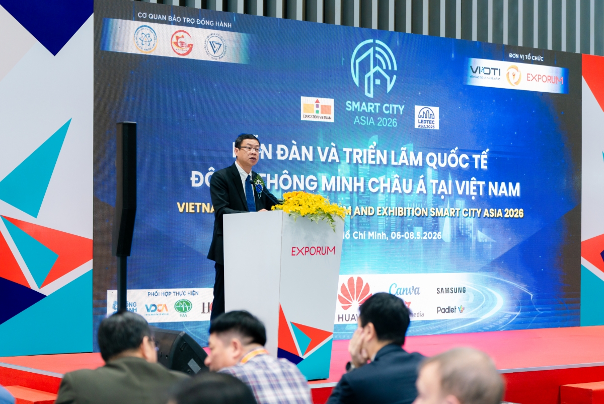 Thứ trưởng Bộ Khoa học và Công nghệ Lê Xuân Định phát biểu tại Smart City Asia 2026. Ảnh: Vneconomy